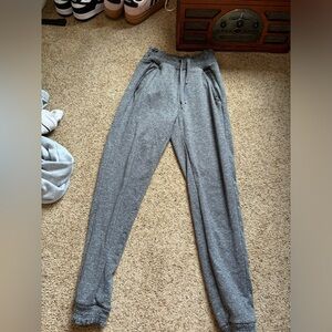 Marian eagle grey cinched at the bottom sweatpants!! (Xxs)
